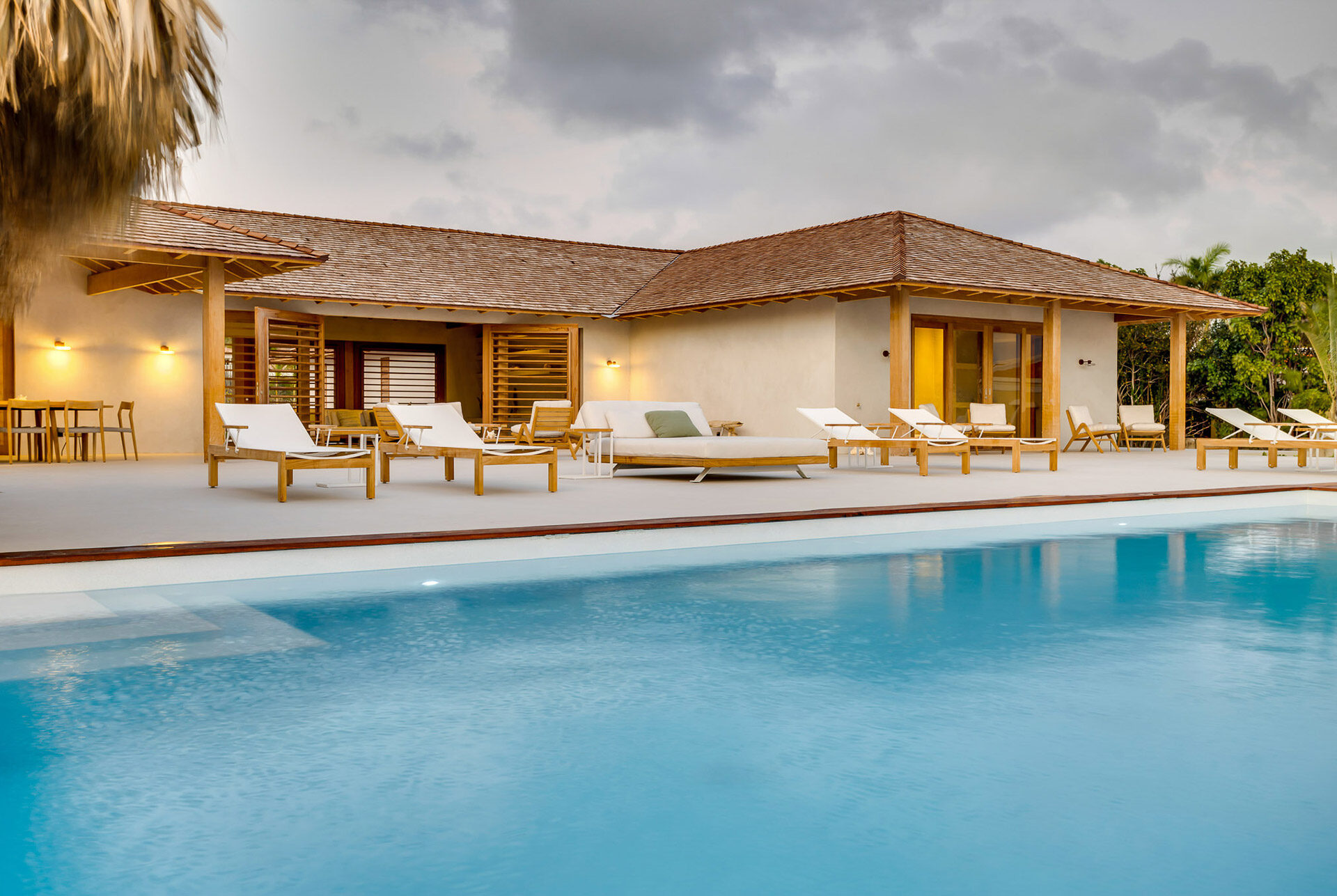 Panzeri Light Project Private Residence NLC Bonaire Dark AGENCE PALLEN 2024
